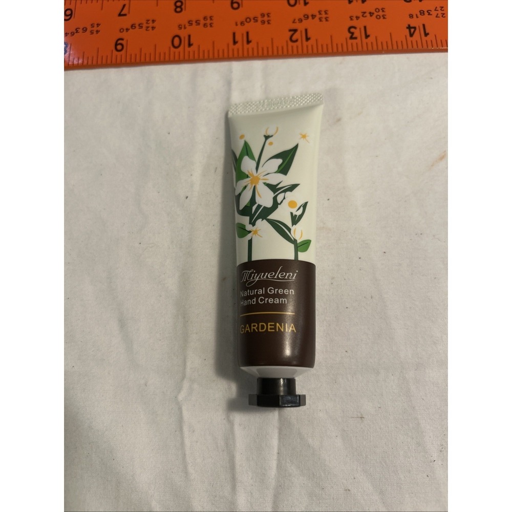 Miyueleni Natural Green Hand Cream Lotion Moisturizer Gardenia  30g Sealed New
